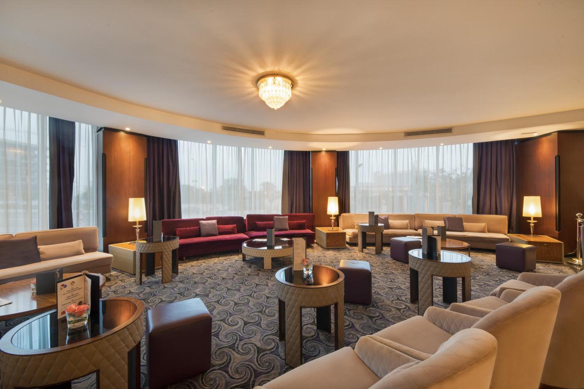 그랜드 모가도르 시티 센터 카사블랑카 외부 사진 Club Lounge at the hotel